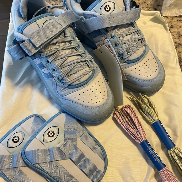Size 5 Men - adidas Forum Buckle Low x Bad Bunny Blue Tint - GY9693 - Picture 4 of 4